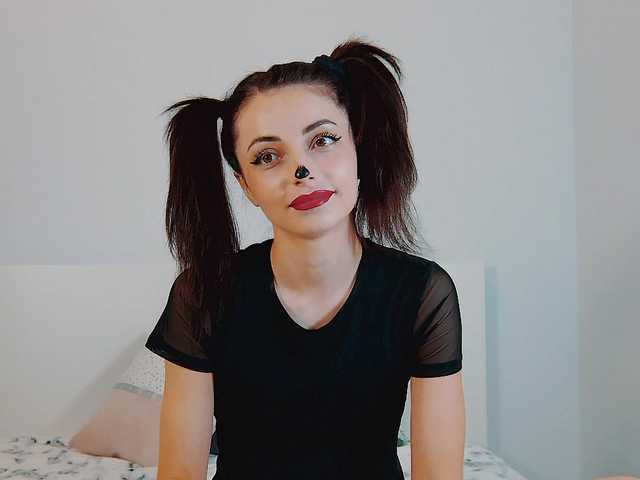 Фотографии Little_Lilu Hi, welcome to my room!❤❤❤I am Lily more me in group and pvt show ❤❤❤ @remain for good mood